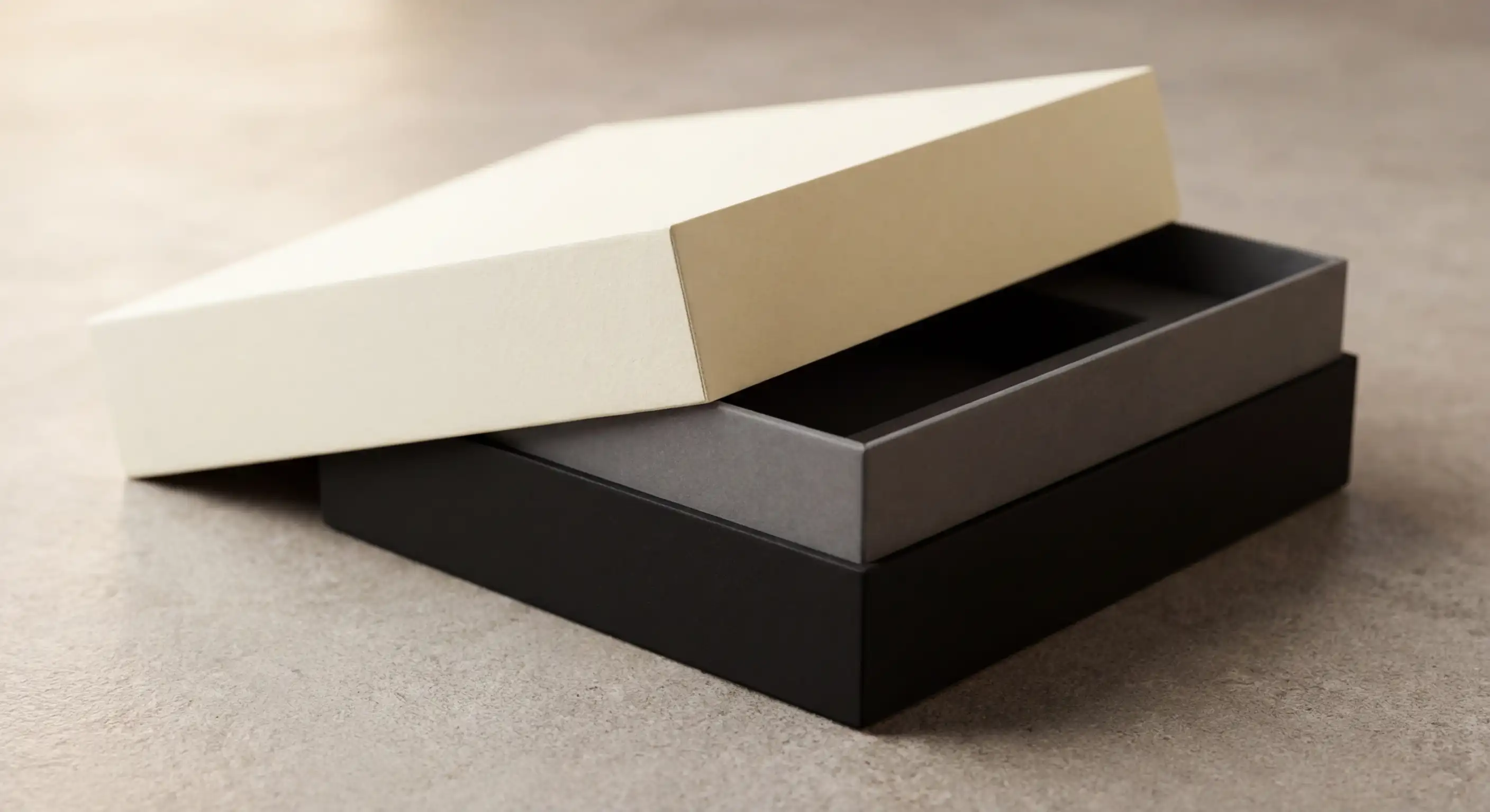 保健食品精裝禮盒：多件套組、法規標示與送禮包裝，保健品精裝盒相關包裝說明圖