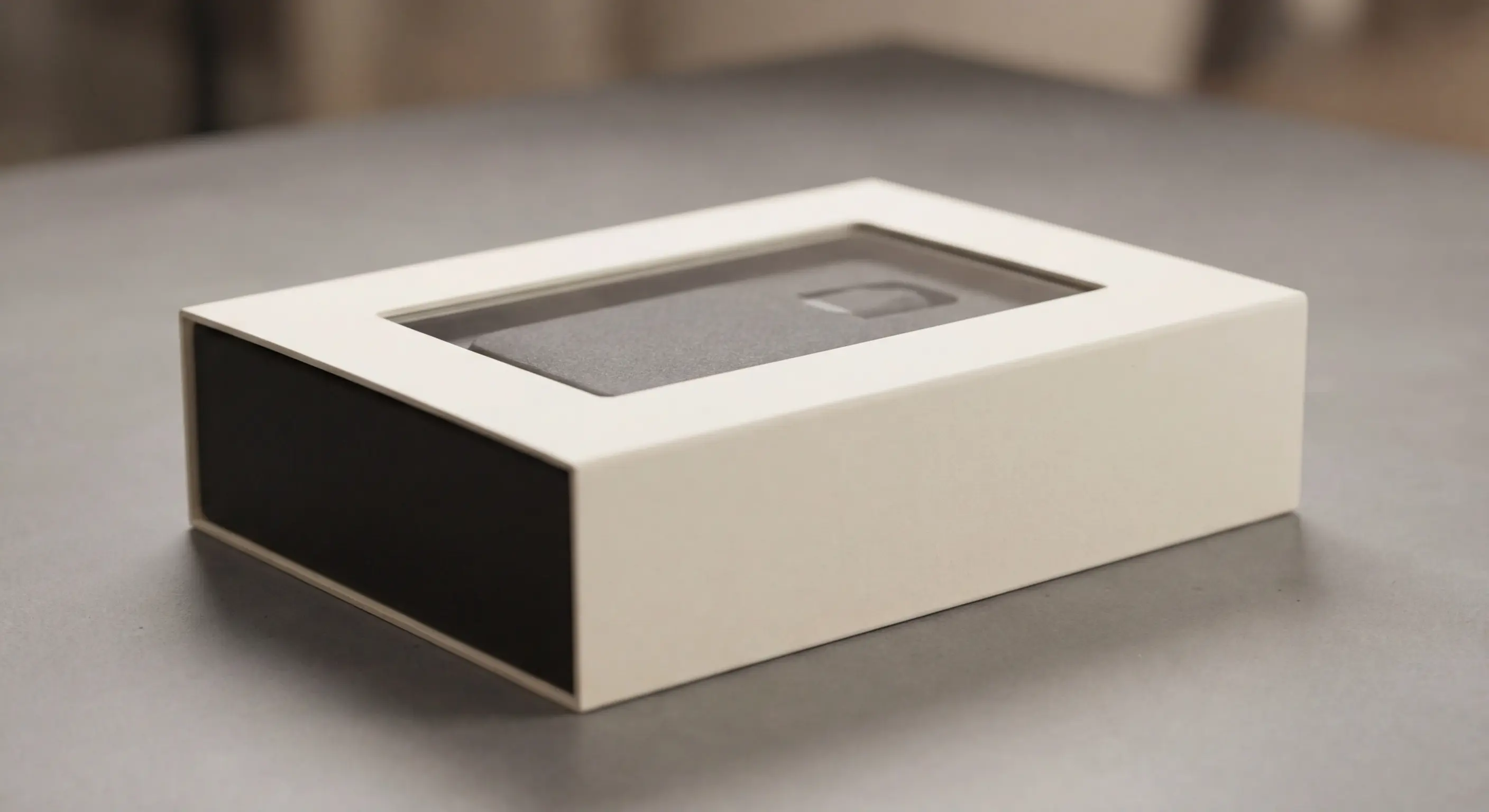 精裝盒開窗設計：雷射切割窗口的效果與技術限制，精裝盒開窗相關包裝說明圖